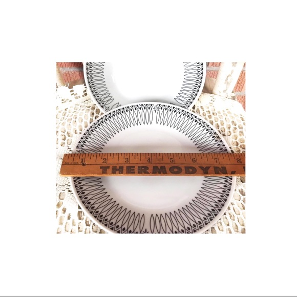 Mid Century Modern Breakfast Set - Picture 2 of 5